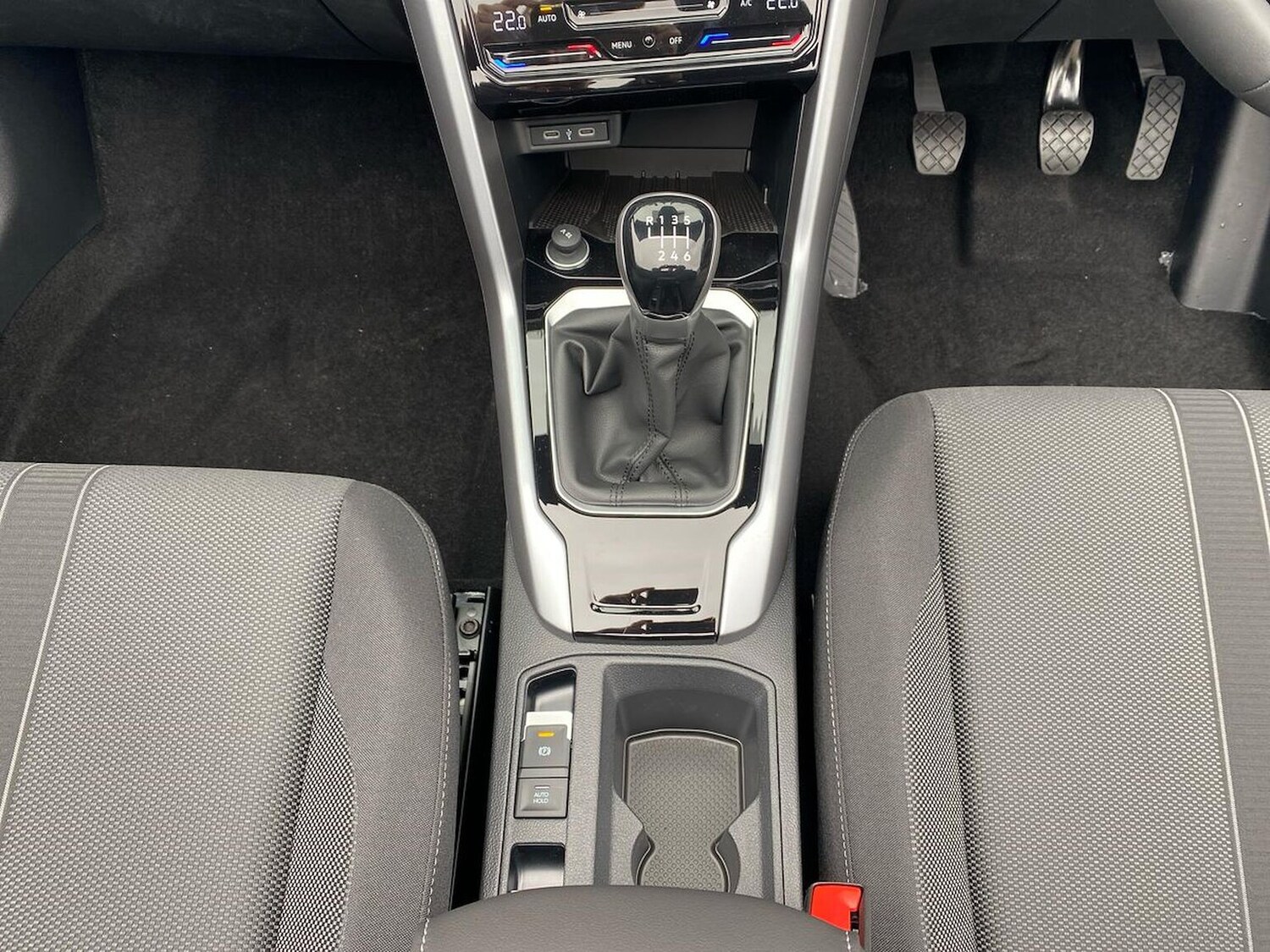 Used Volkswagen T-Roc 2025 for sale - 77488045: Photo 13