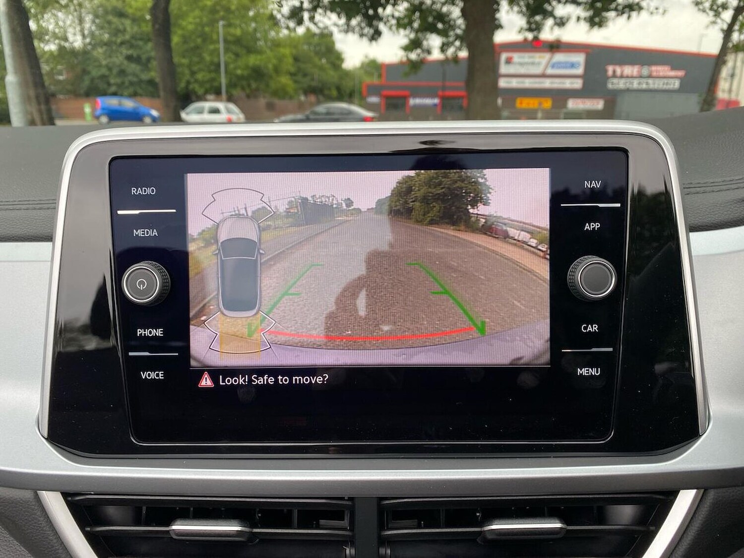 Used Volkswagen T-Roc 2025 for sale - 77488045: Photo 23