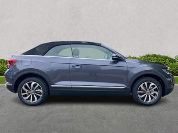 Used Volkswagen T-Roc 2025 for sale - 77488045: Photo