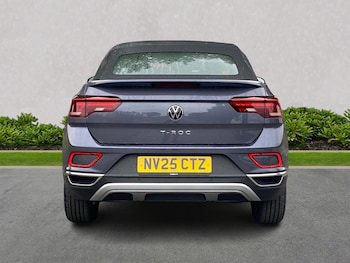 Used Volkswagen T-Roc 2025 for sale - 77488045: Photo