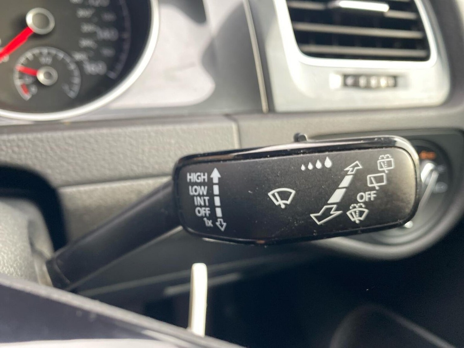 Used Volkswagen Golf 2019 for sale - 76517969: Photo 28