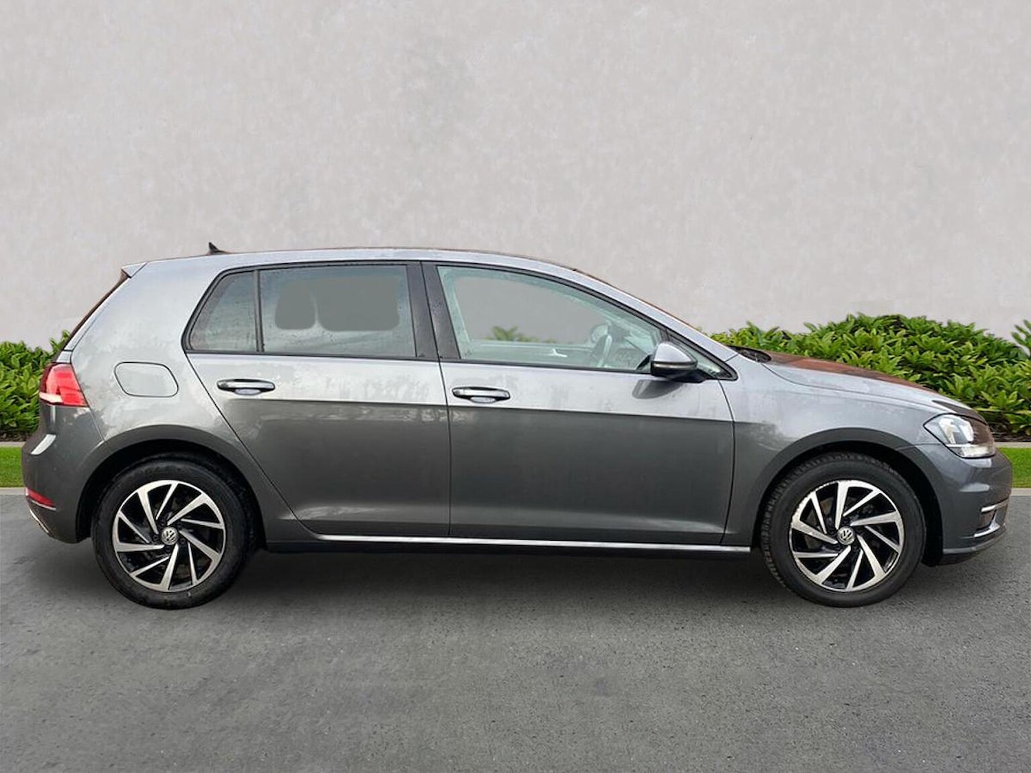 Used Volkswagen Golf 2019 for sale - 76517969: Photo 3