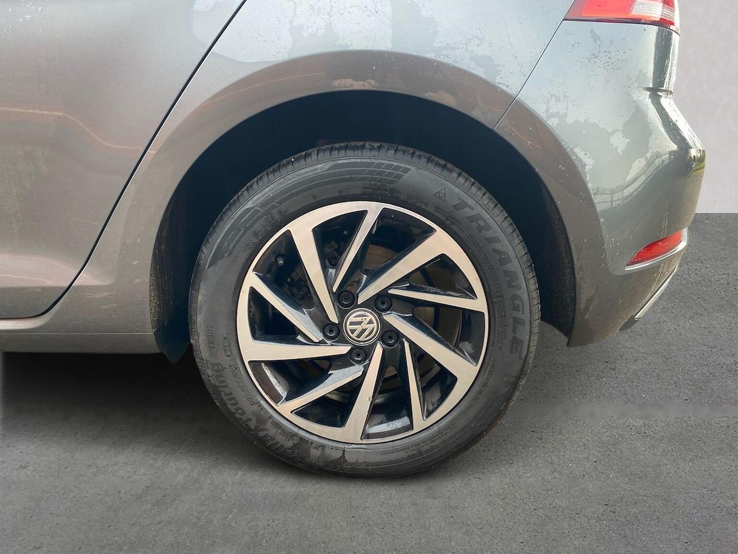 Used Volkswagen Golf 2019 for sale - 76517969: Photo 6