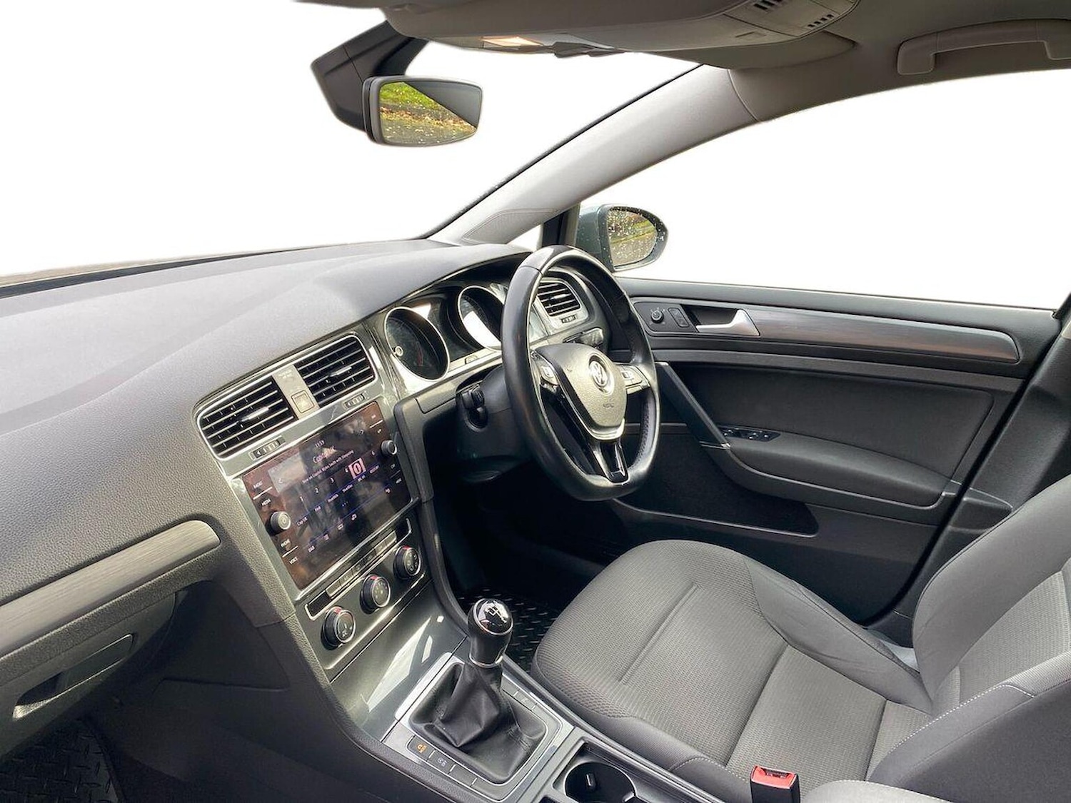 Used Volkswagen Golf 2019 for sale - 76517969: Photo 7