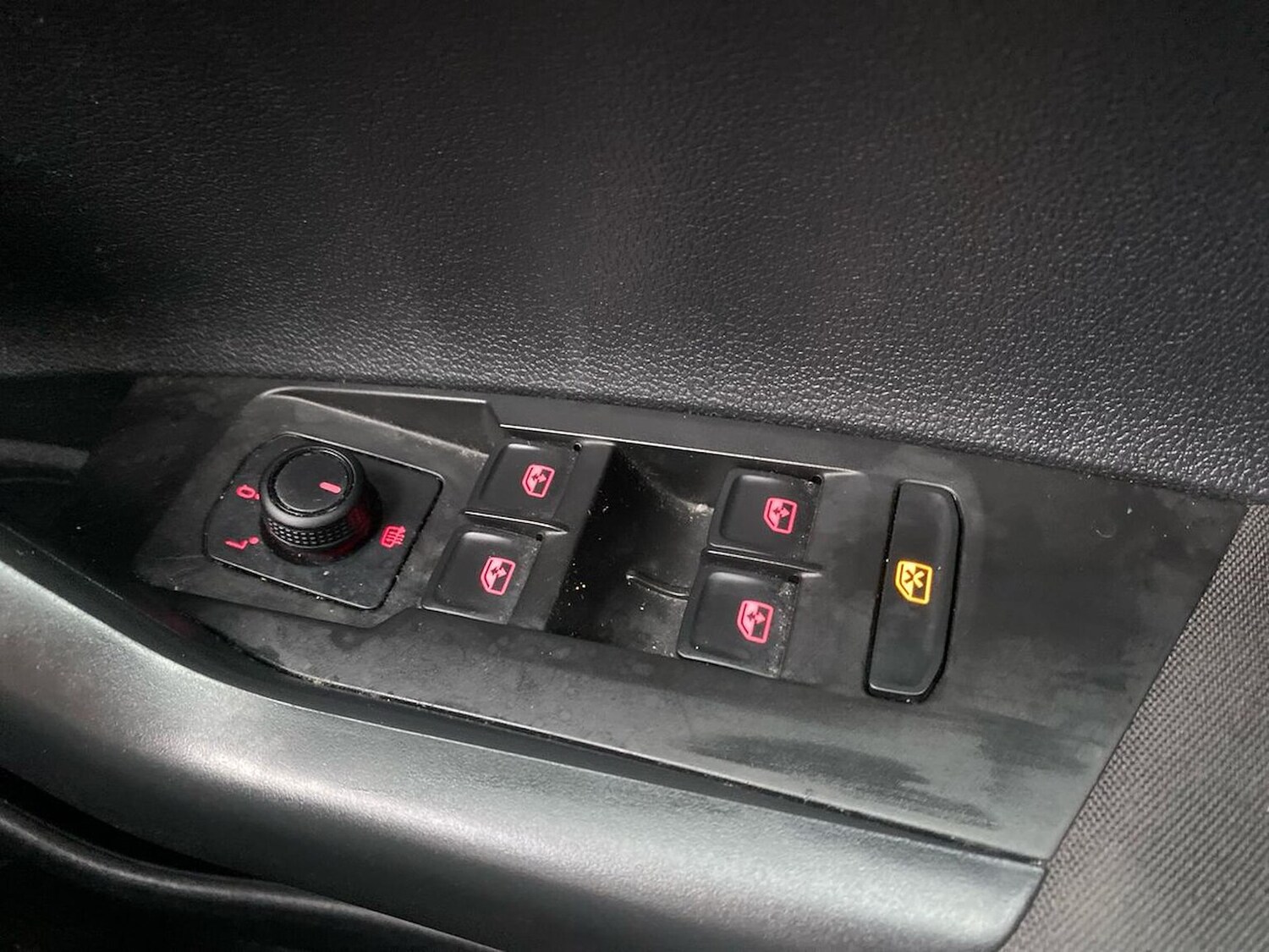 Used Volkswagen Polo 2019 for sale - 76762424: Photo 21