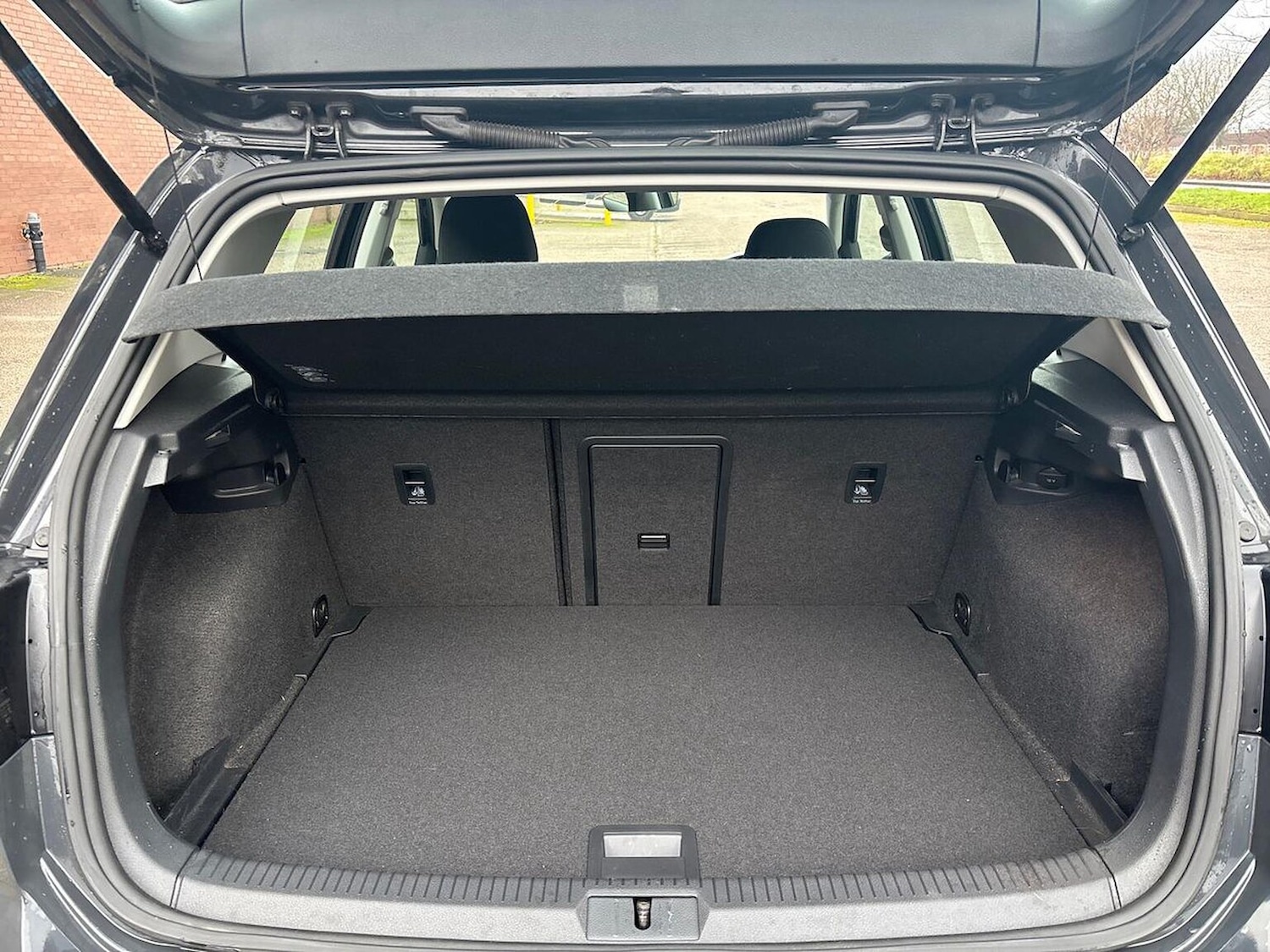 Used Volkswagen Golf 2018 for sale - 77073249: Photo 19