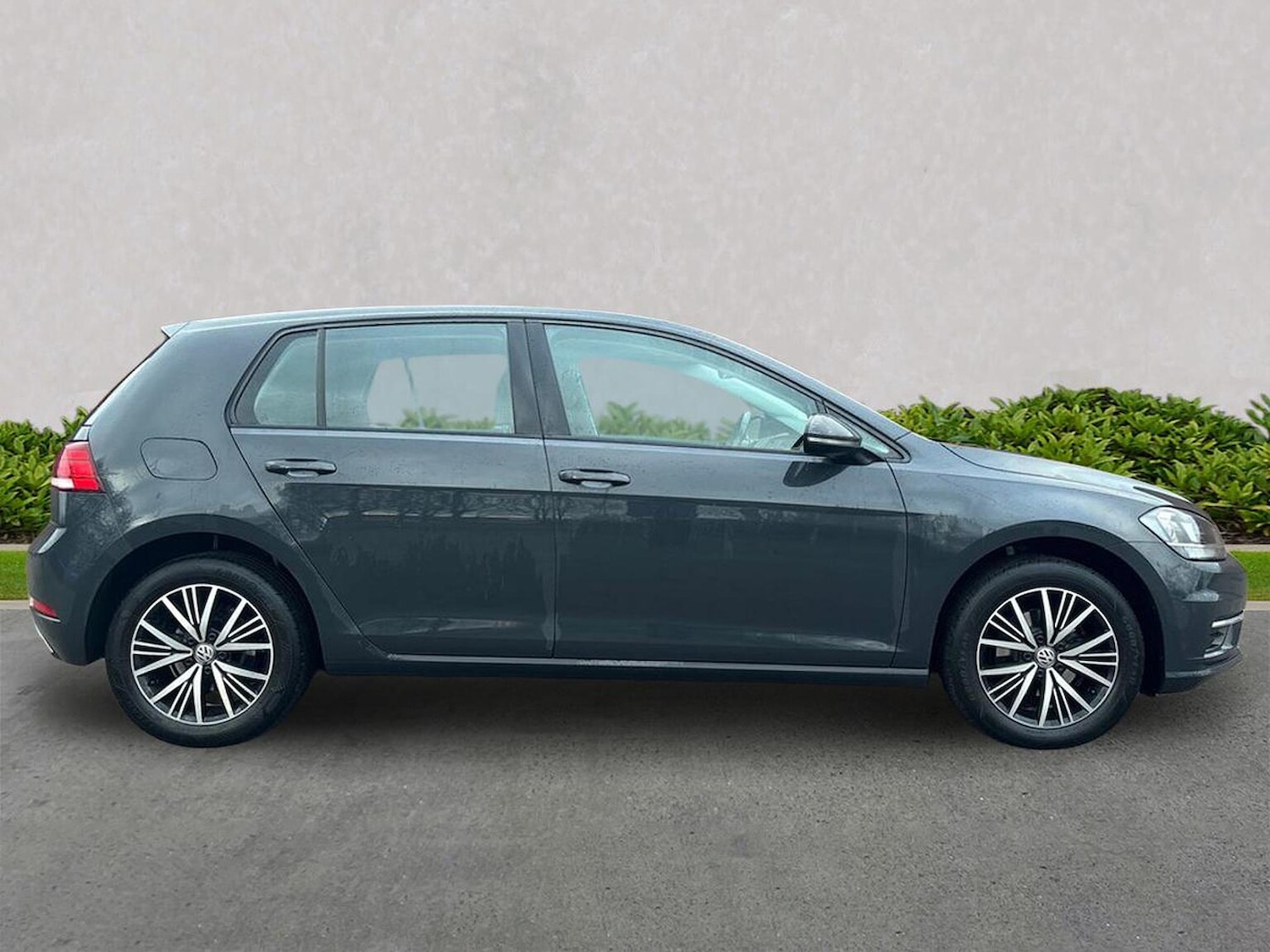 Used Volkswagen Golf 2018 for sale - 77073249: Photo 5