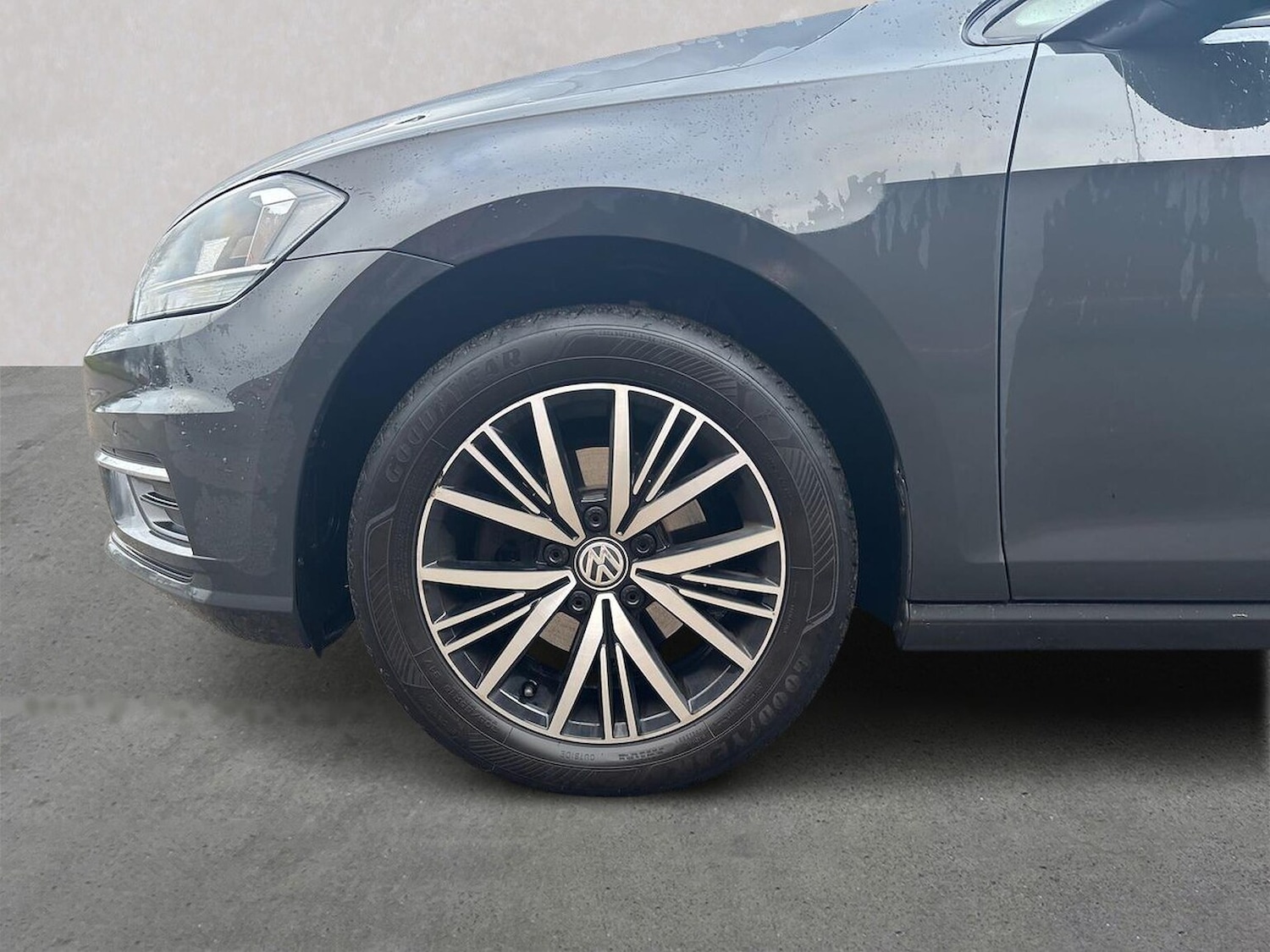 Used Volkswagen Golf 2018 for sale - 77073249: Photo 8