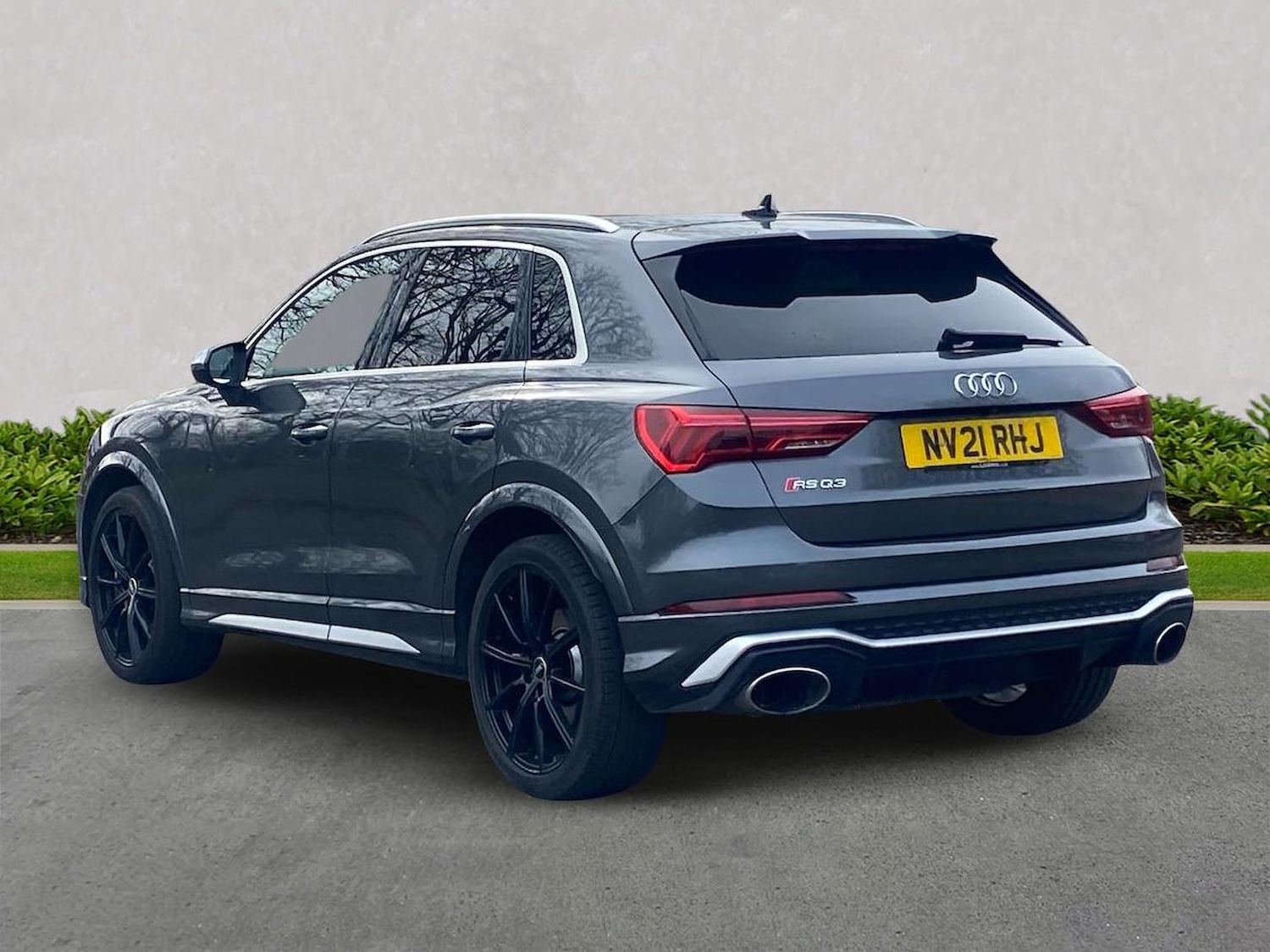 Used Audi RS Q3 2021 for sale - 78194771: Photo 2