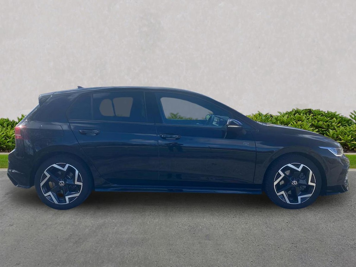 Used Volkswagen Golf 2025 for sale - 78195355: Photo 3