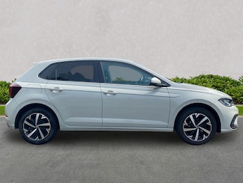 Used Volkswagen Polo 2024 for sale - 79006177: Photo