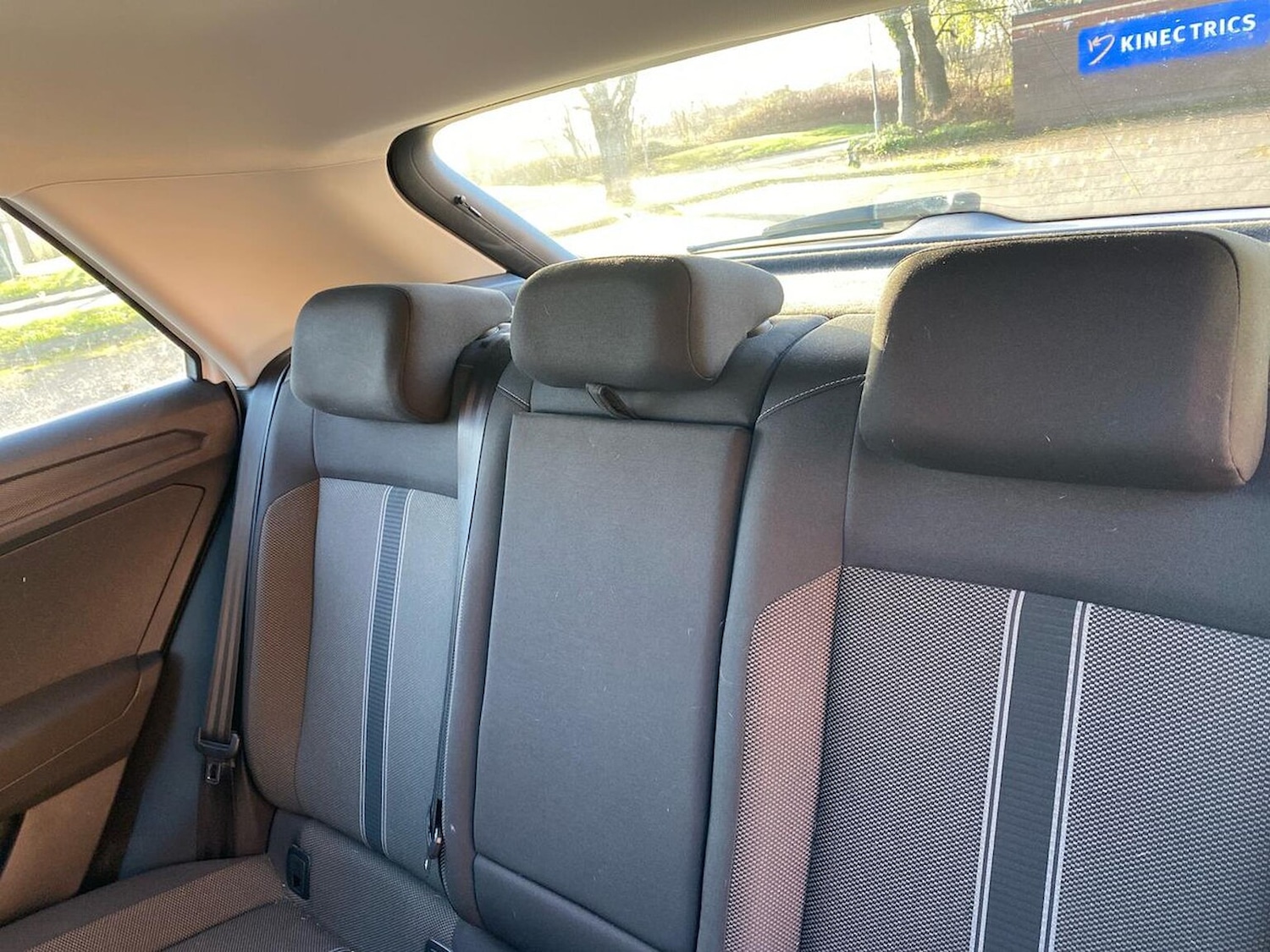 Used Volkswagen T-Roc 2019 for sale - 76860042: Photo 16