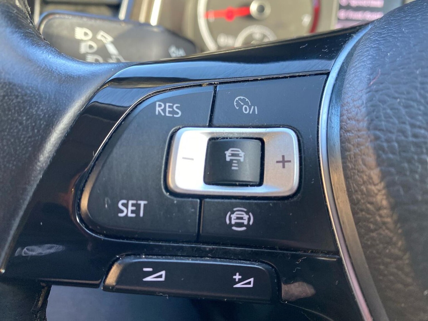 Used Volkswagen T-Roc 2019 for sale - 76860042: Photo 26