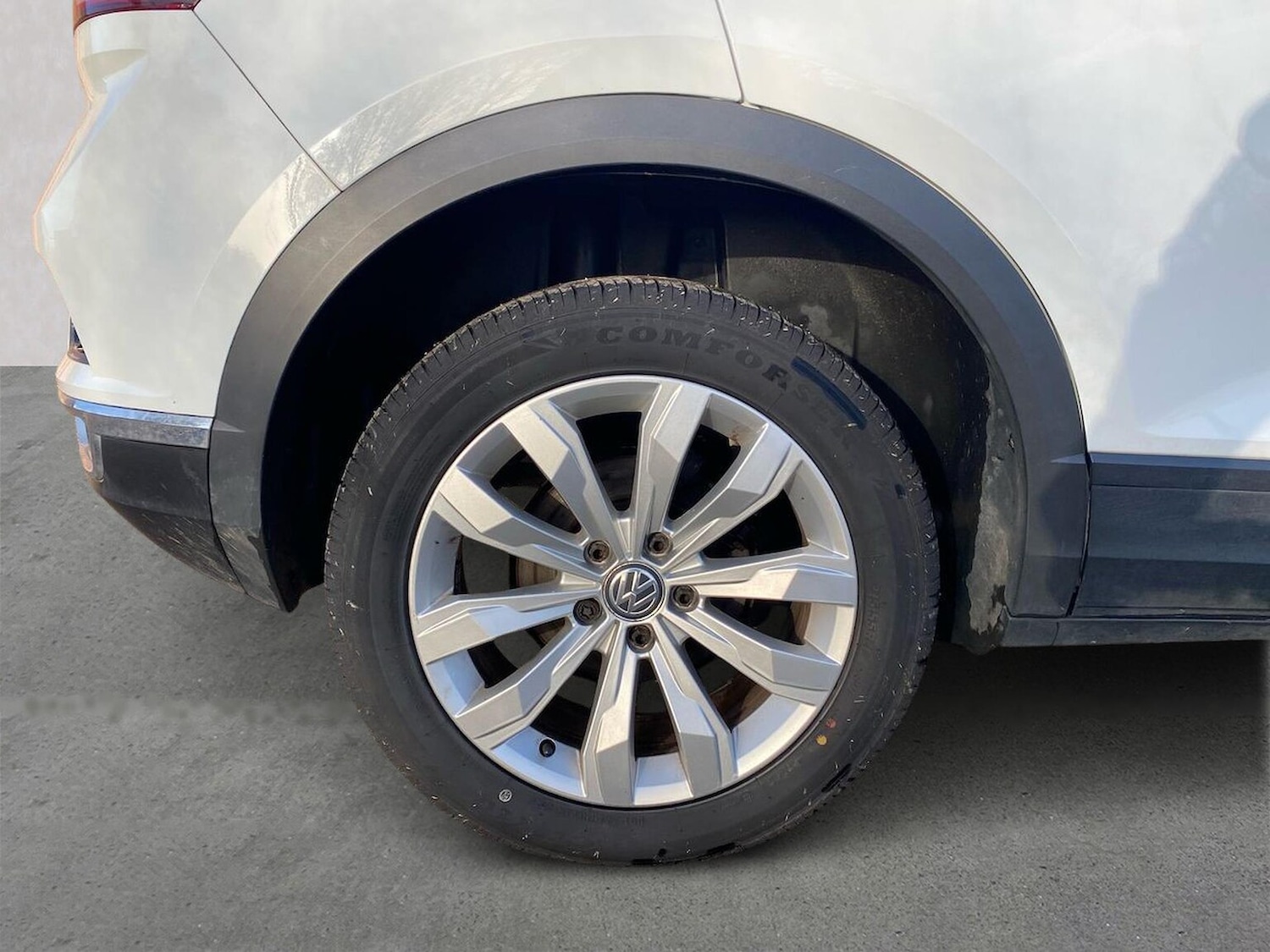 Used Volkswagen T-Roc 2019 for sale - 76860042: Photo 6