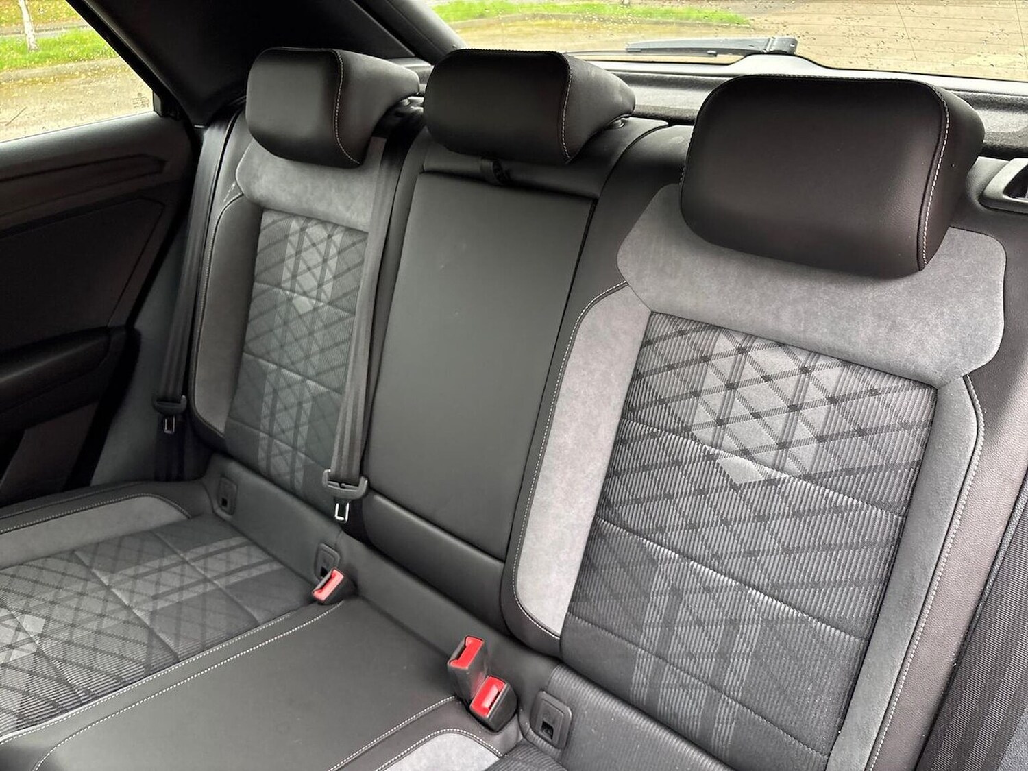 Used Volkswagen T-Roc 2025 for sale - 76275174: Photo 16
