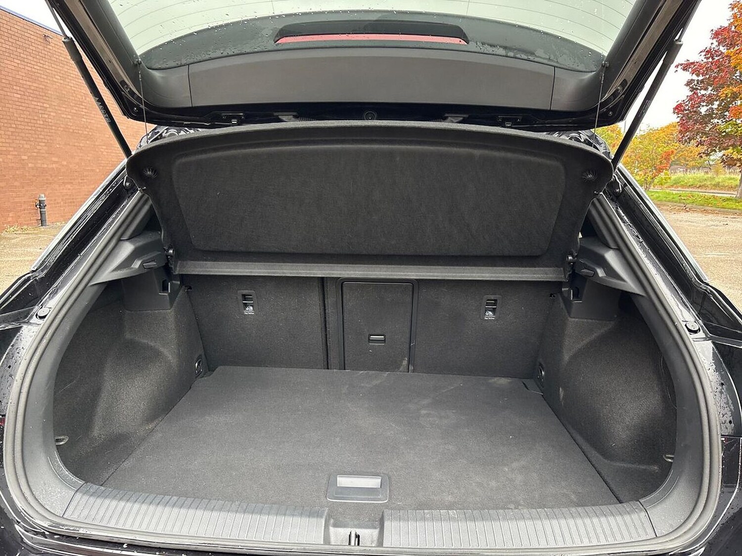Used Volkswagen T-Roc 2025 for sale - 76275174: Photo 17