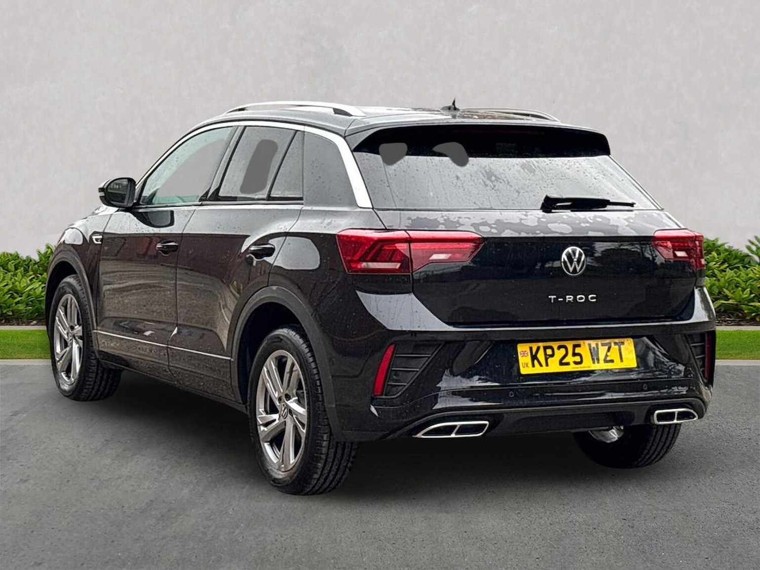 Used Volkswagen T-Roc 2025 for sale - 76275174: Photo 2