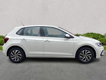 Used Volkswagen Polo 2022 for sale - 76275162: Photo