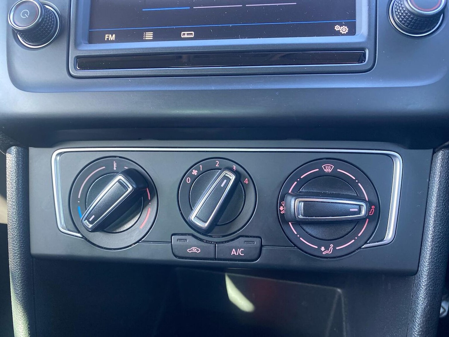 Used Volkswagen Polo 2017 for sale - 78195414: Photo 12