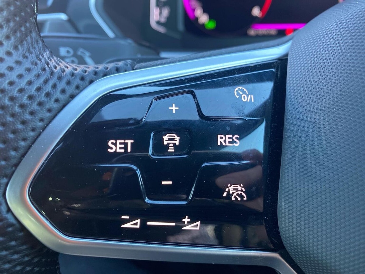 Used Volkswagen Tiguan 2023 for sale - 76383367: Photo 27