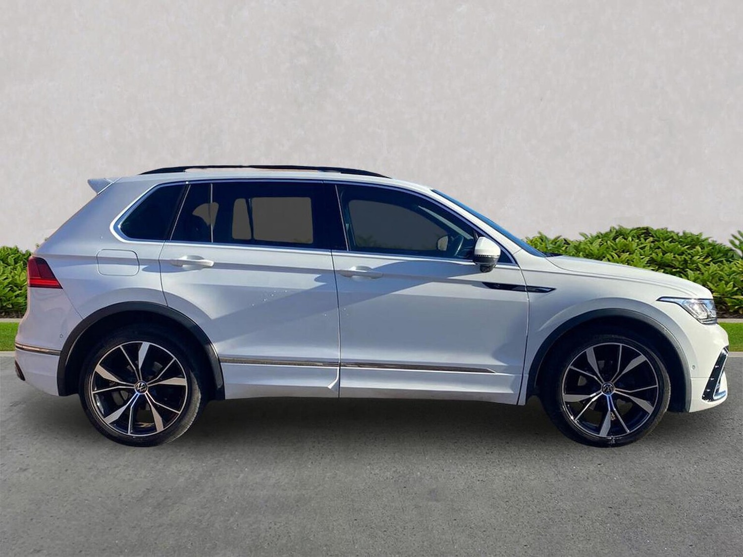 Used Volkswagen Tiguan 2023 for sale - 76383367: Photo 3