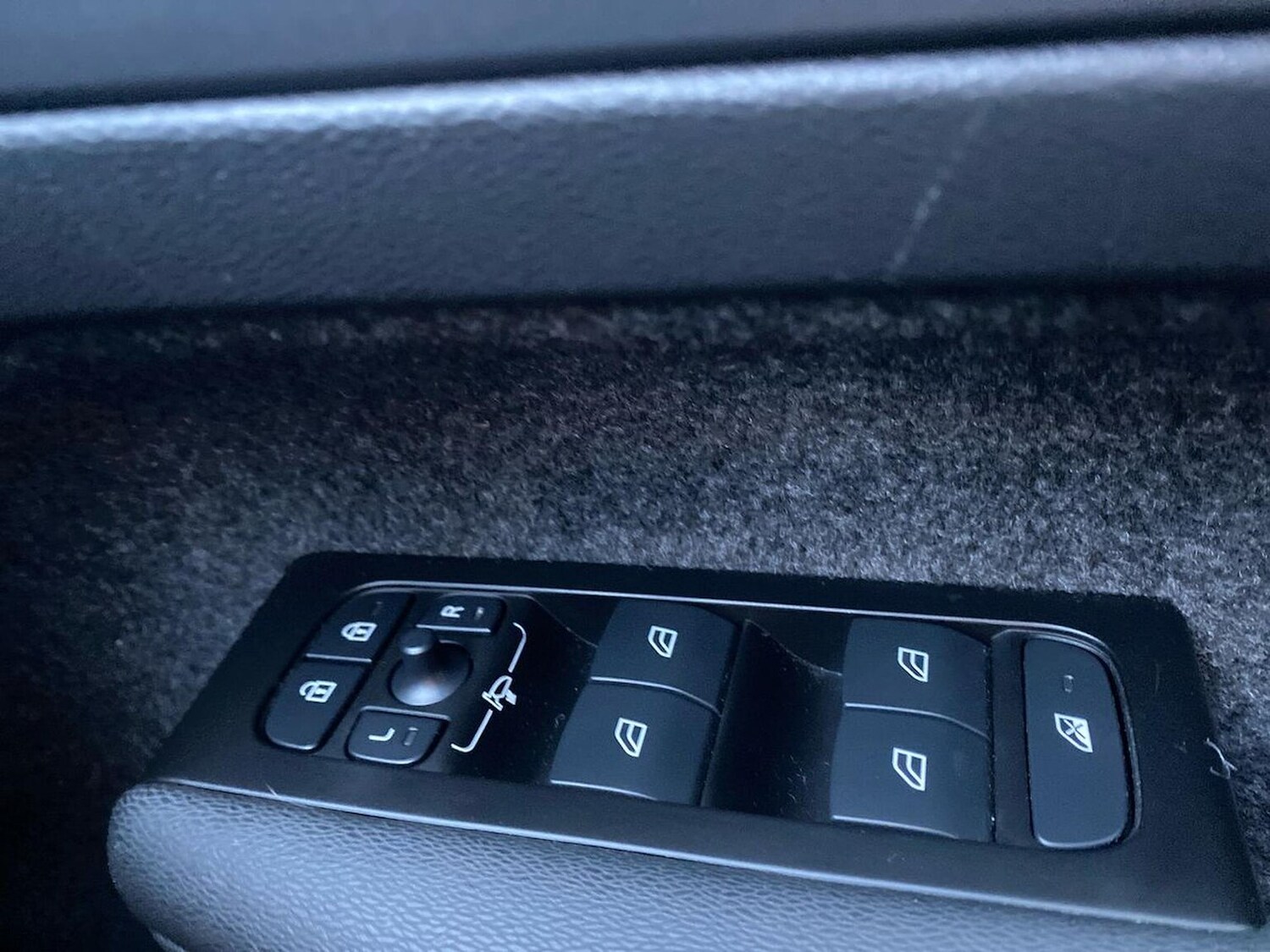 Used Volvo XC40 2021 for sale - 76794911: Photo 21