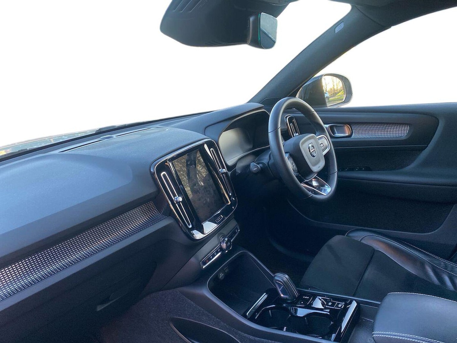 Used Volvo XC40 2021 for sale - 76794911: Photo 7