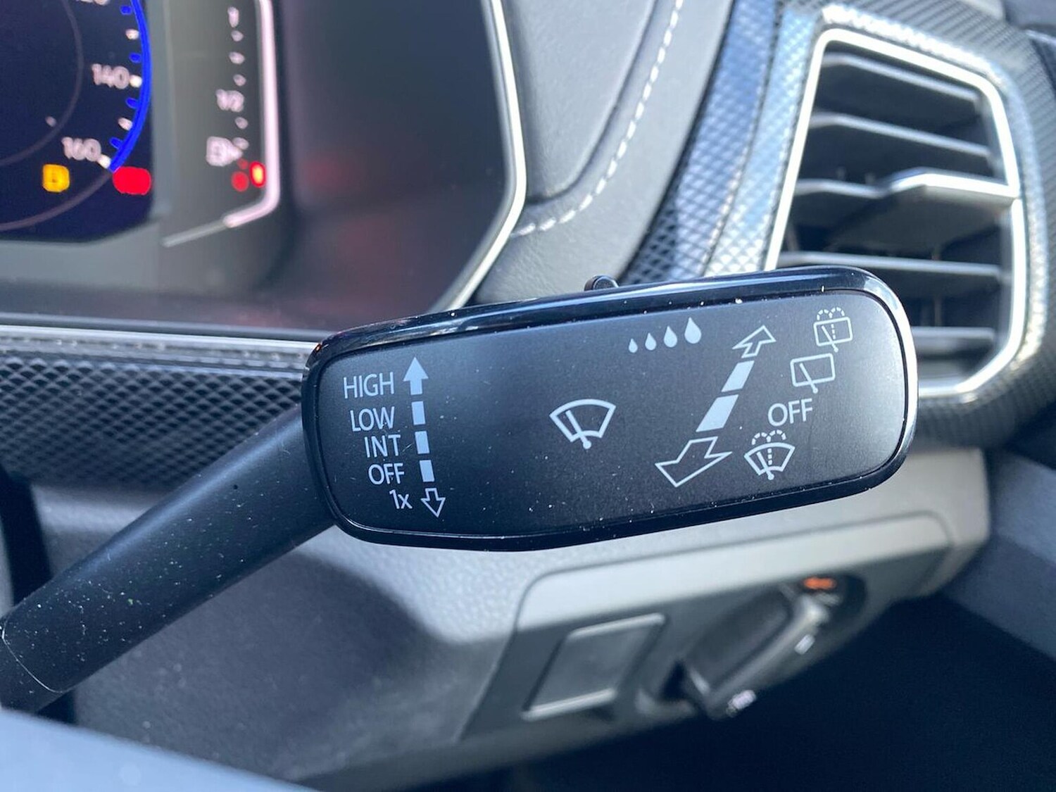 Used Volkswagen T-Cross 2025 for sale - 78026172: Photo 28