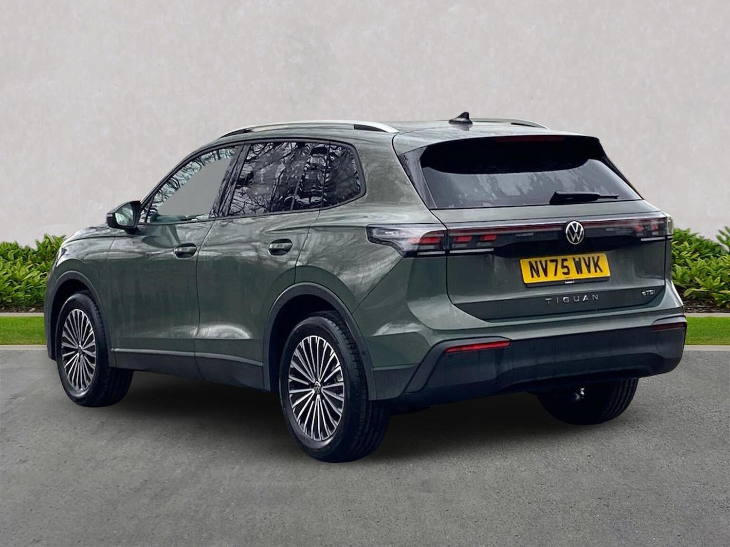 Used Volkswagen Tiguan 2026 for sale - 77896264: Photo 2