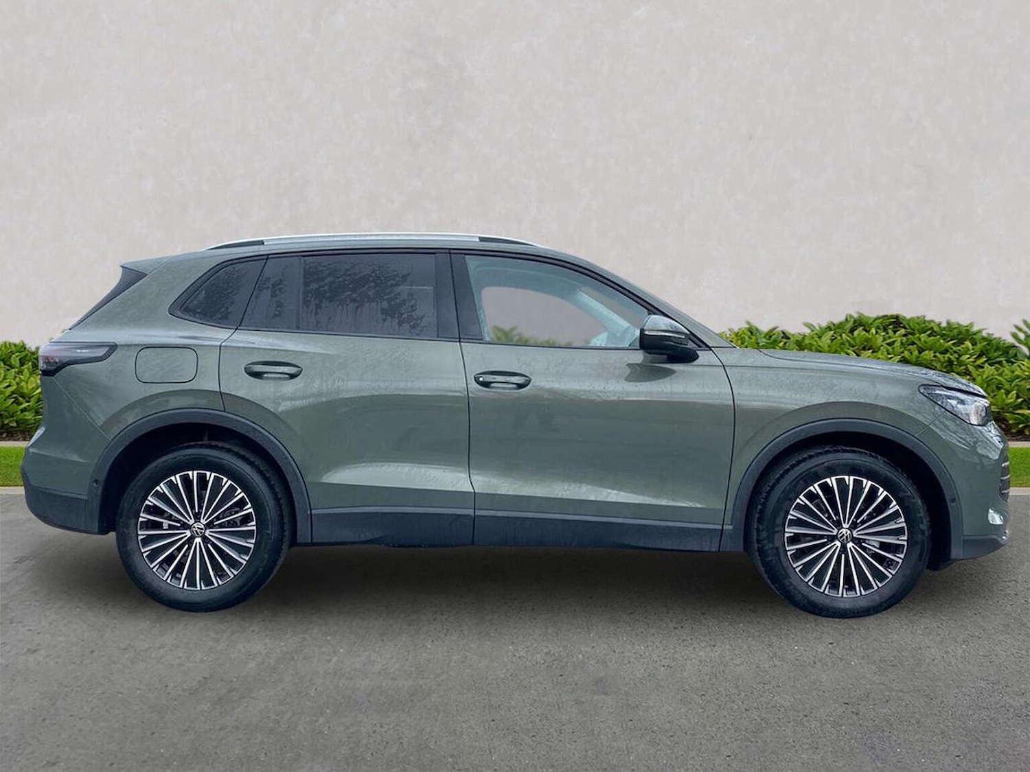 Used Volkswagen Tiguan 2026 for sale - 77896264: Photo 3