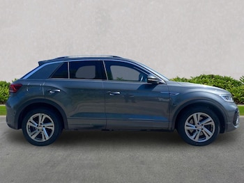 Used Volkswagen T-Roc 2022 for sale - 78739819: Photo