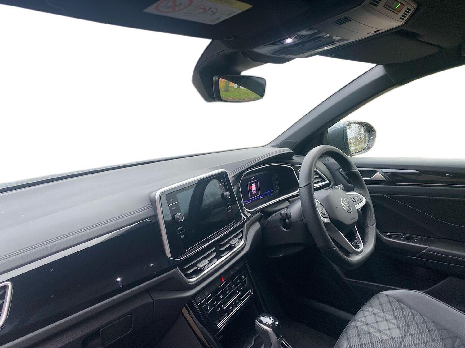 Used Volkswagen T-Roc 2025 for sale - 76577318: Photo 7