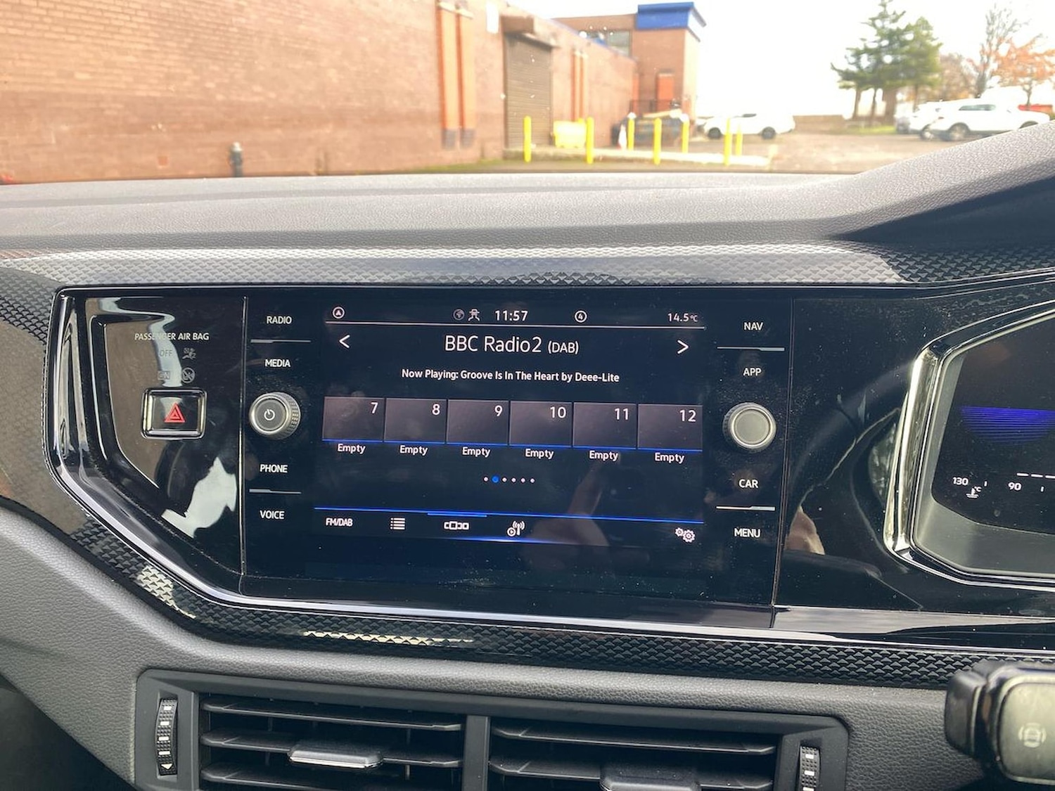 Used Volkswagen Polo 2023 for sale - 76490638: Photo 11