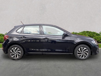 Used Volkswagen Polo 2023 for sale - 76490638: Photo