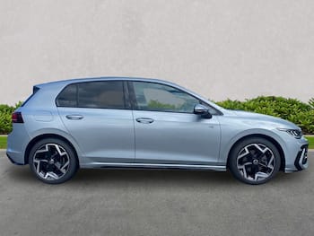 Used Volkswagen Golf 2025 for sale - 79537749: Photo