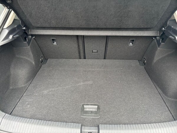 Used Volkswagen T-Roc 2023 for sale - 76275171: Photo 17