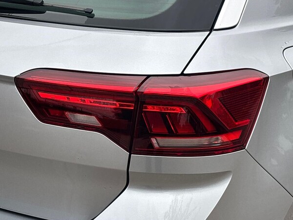 Used Volkswagen T-Roc 2023 for sale - 76275171: Photo 34