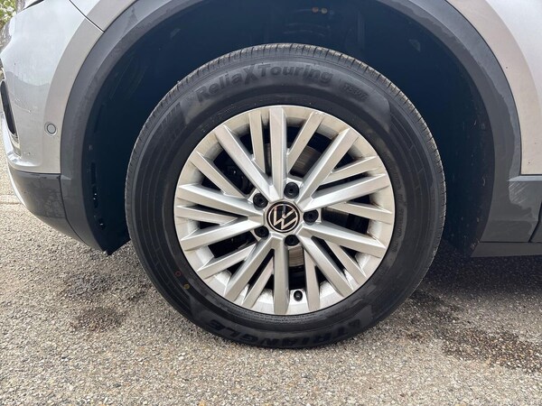 Used Volkswagen T-Roc 2023 for sale - 76275171: Photo 6