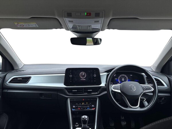 Used Volkswagen T-Roc 2023 for sale - 76275171: Photo 8