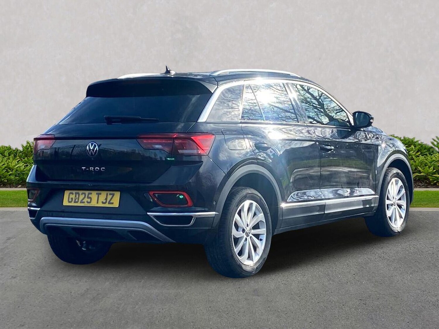 Used Volkswagen T-Roc 2025 for sale - 78026160: Photo 18
