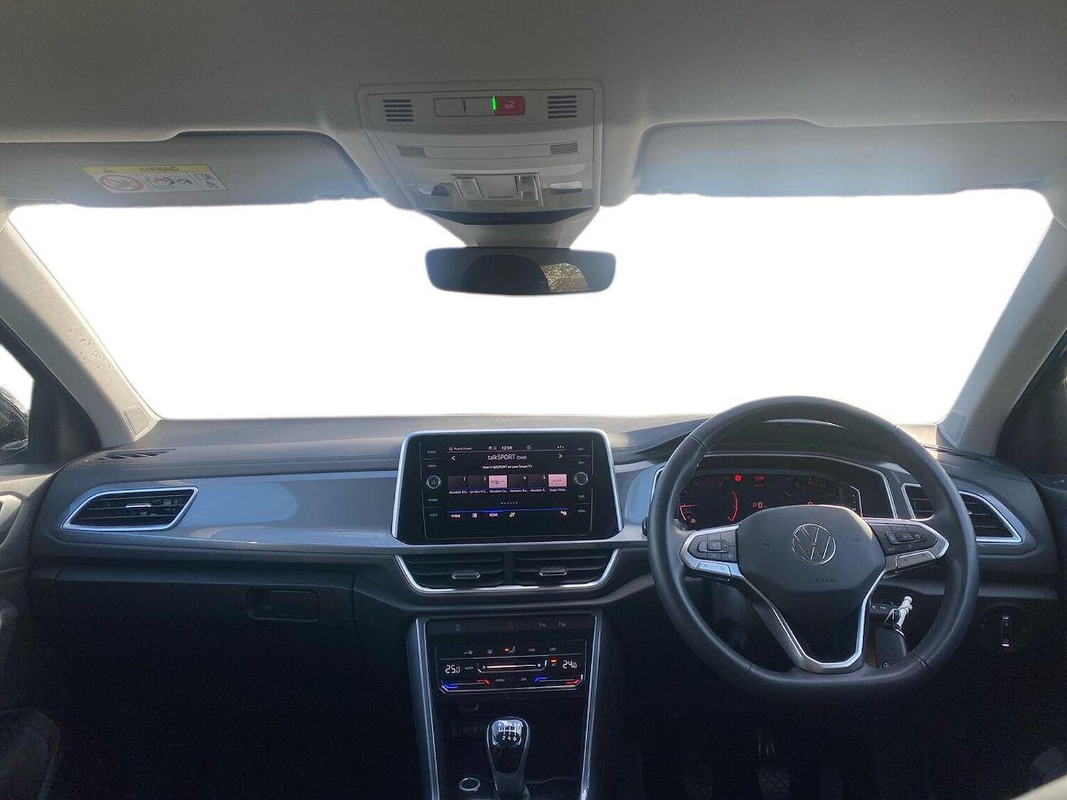 Used Volkswagen T-Roc 2025 for sale - 78026160: Photo 8