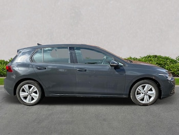 Used Volkswagen Golf 2023 for sale - 75956258: Photo