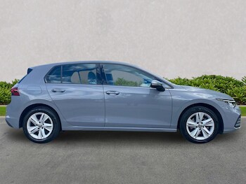 Used Volkswagen Golf 2023 for sale - 78921053: Photo