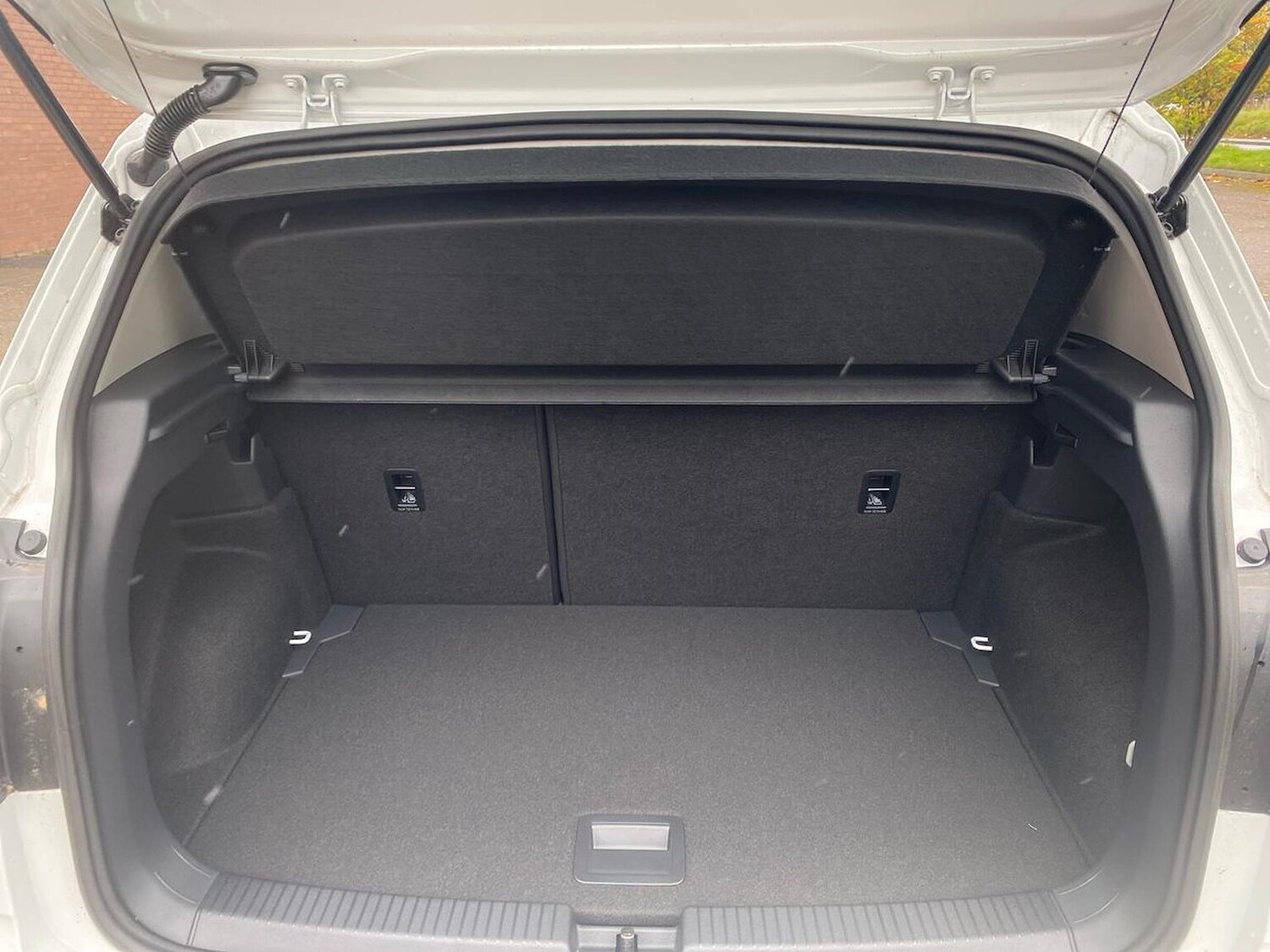 Used Volkswagen T-Cross 2025 for sale - 76149699: Photo 17