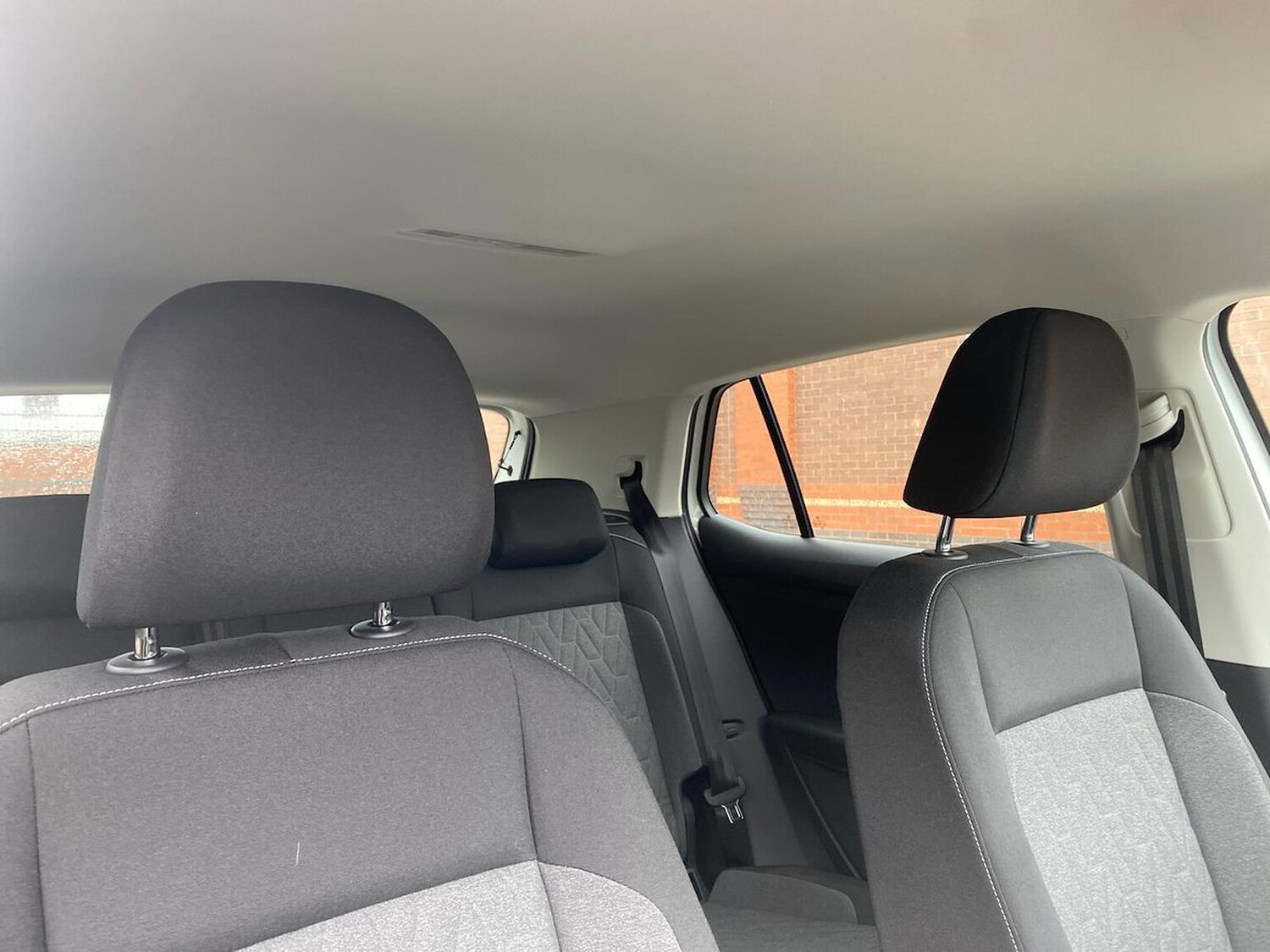 Used Volkswagen T-Cross 2025 for sale - 76149699: Photo 30