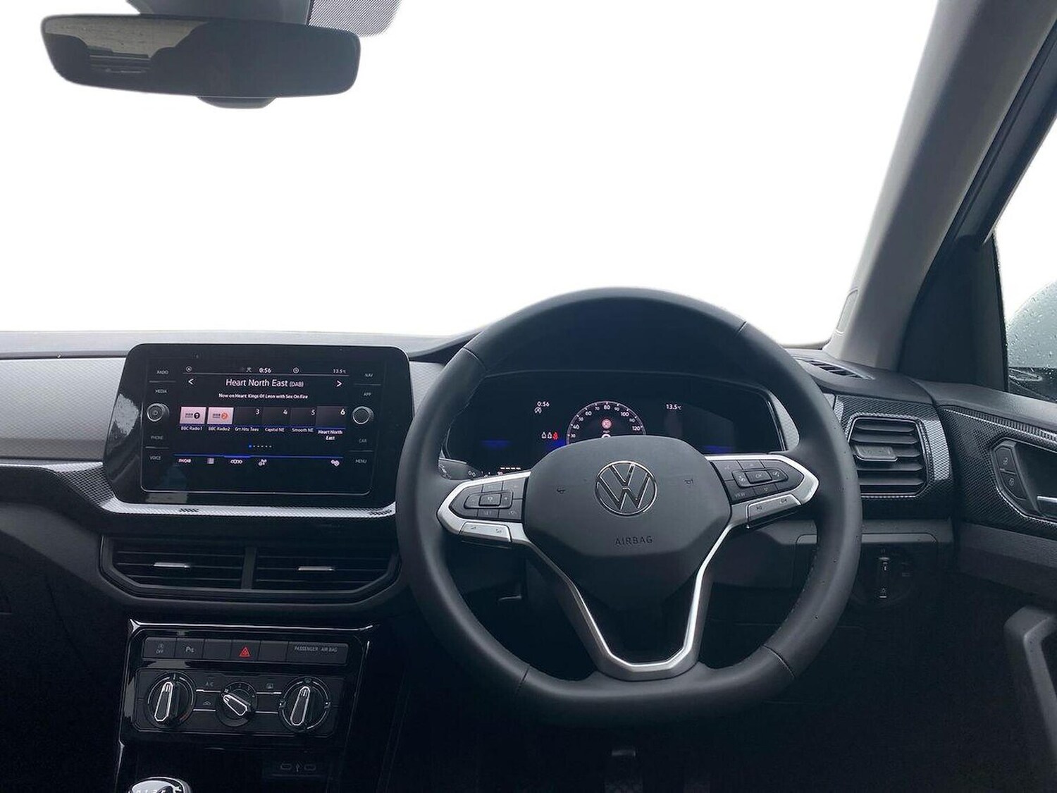 Used Volkswagen T-Cross 2025 for sale - 76149699: Photo 9