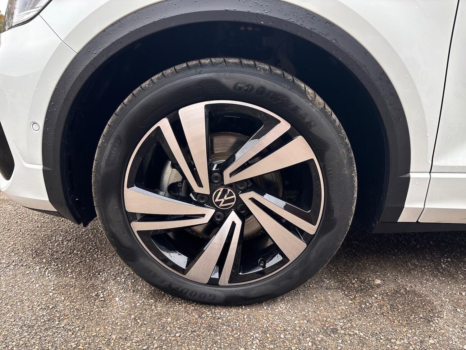 Used Volkswagen T-Roc 2025 for sale - 76275175: Photo 6