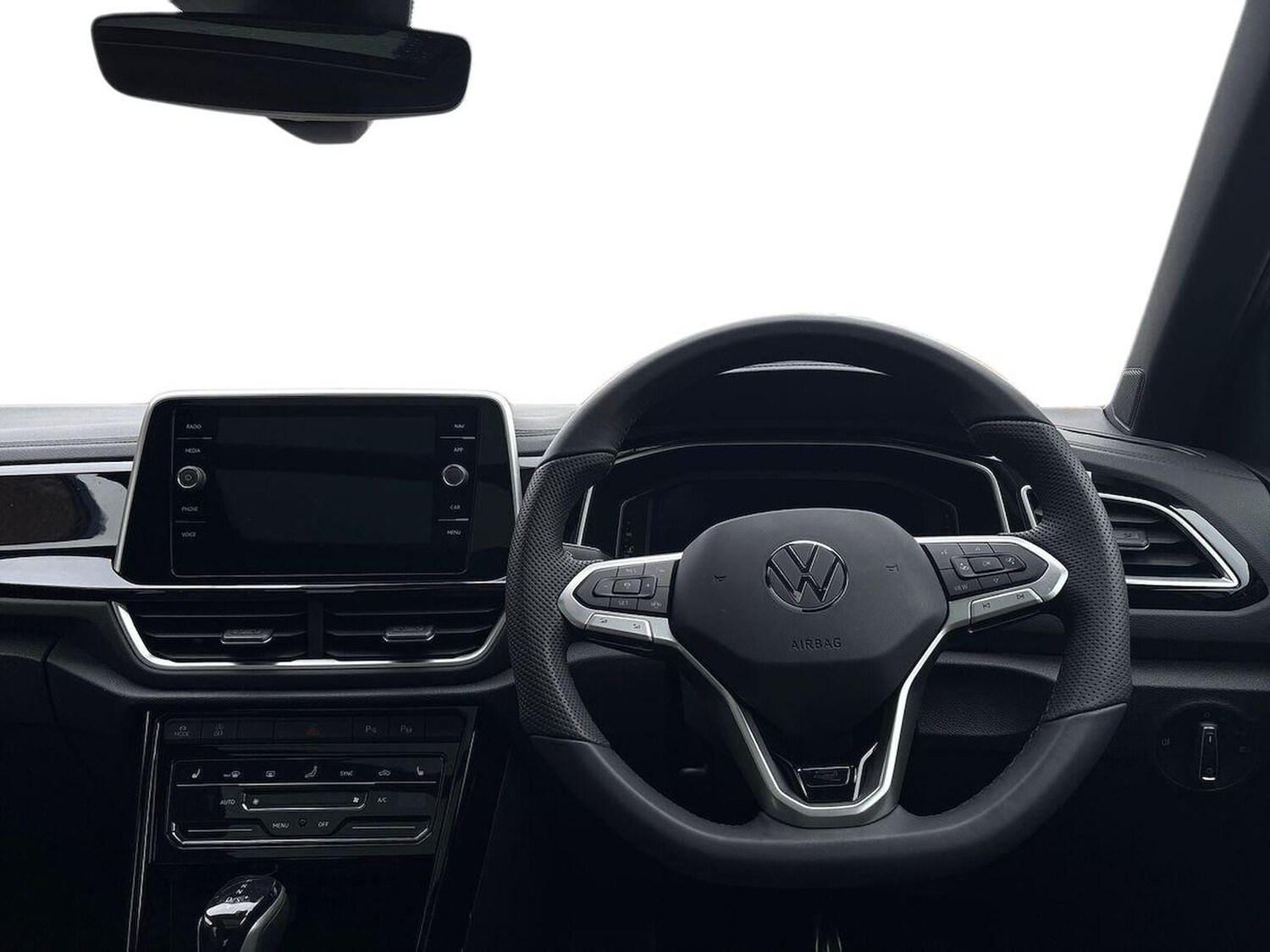 Used Volkswagen T-Roc 2025 for sale - 76275175: Photo 9
