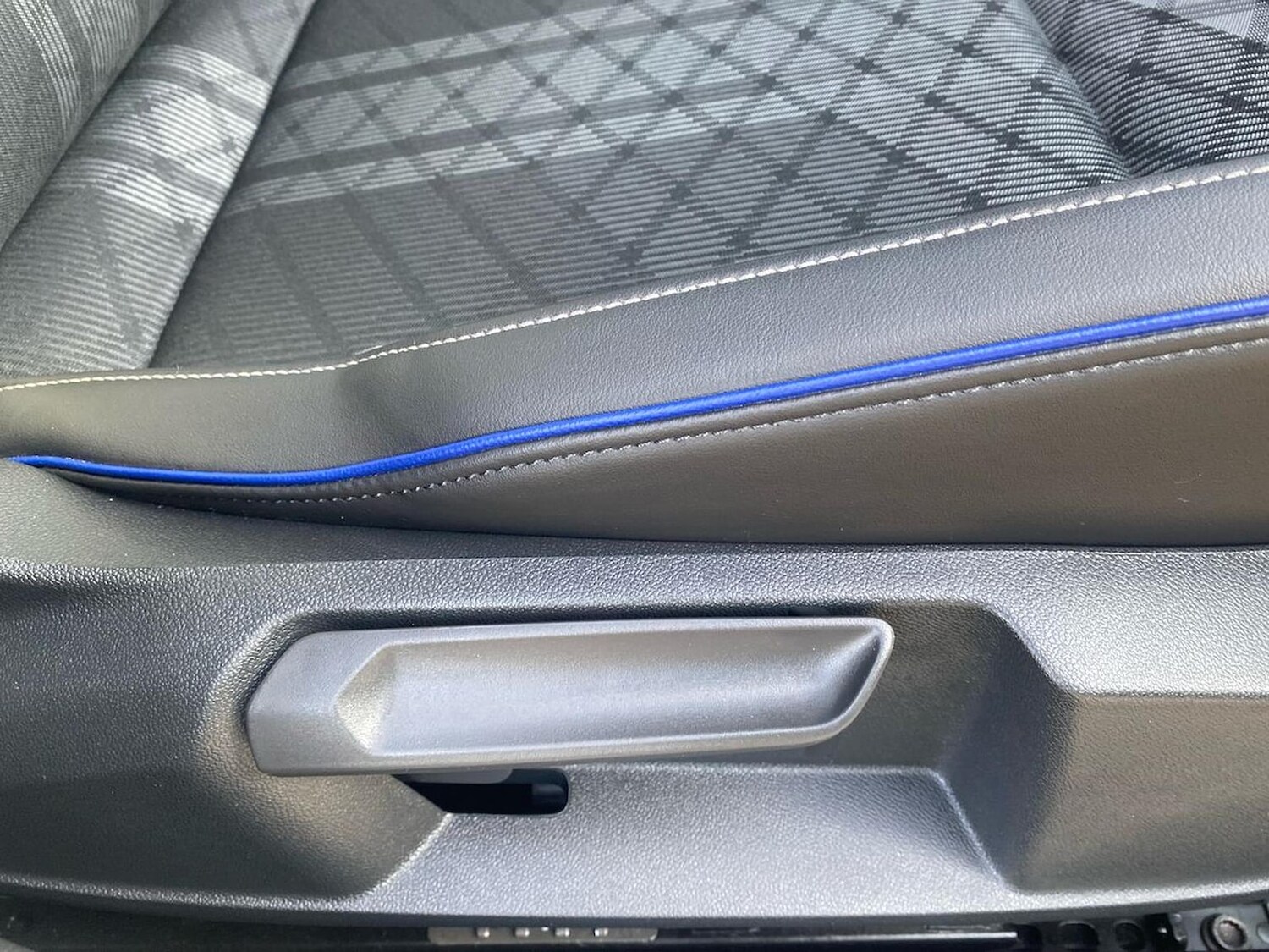 Used Volkswagen Golf 2025 for sale - 78195549: Photo 30