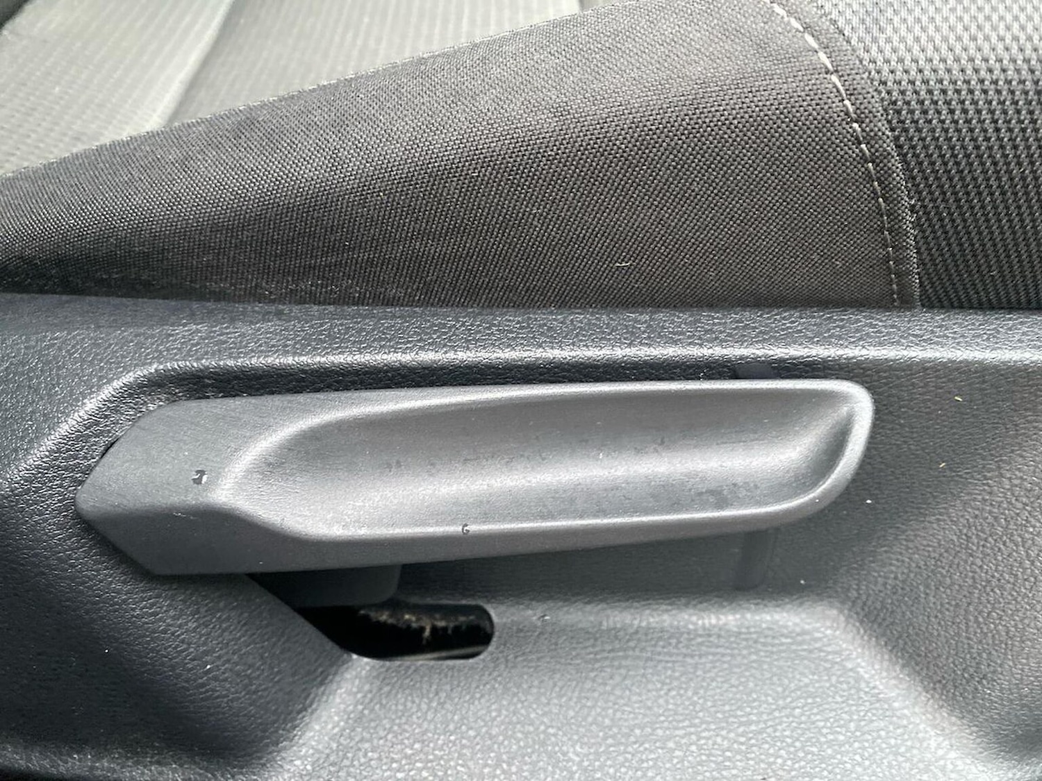 Used Volkswagen Golf 2018 for sale - 76920120: Photo 30